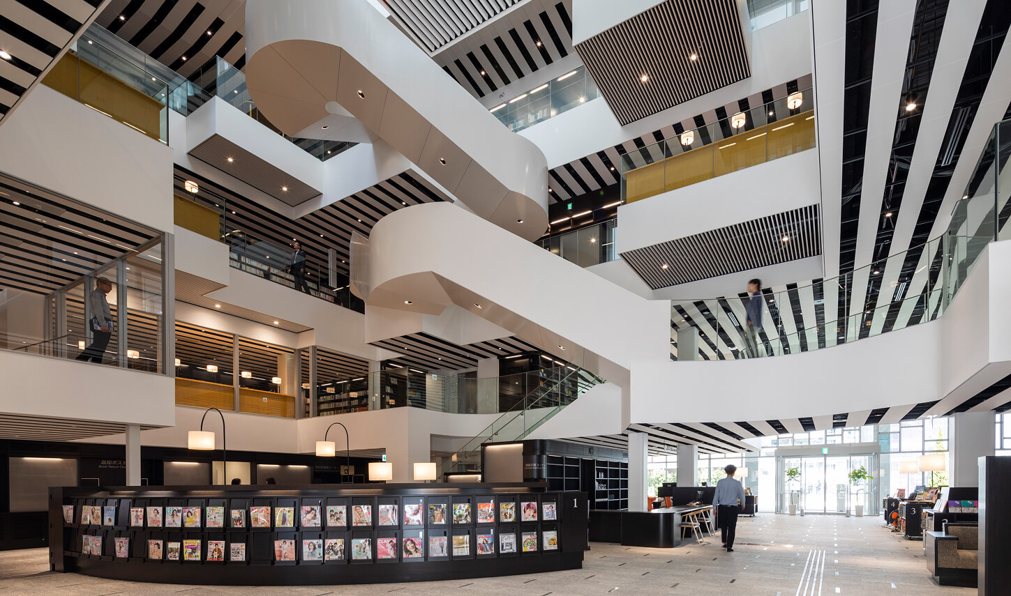小牧市中央図書館
